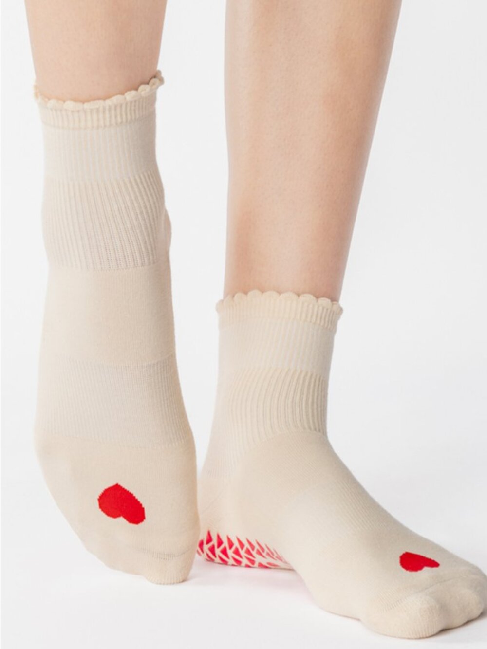 Pointe Studio Love Ankle Grip Socks - ivory heart grips, sz M